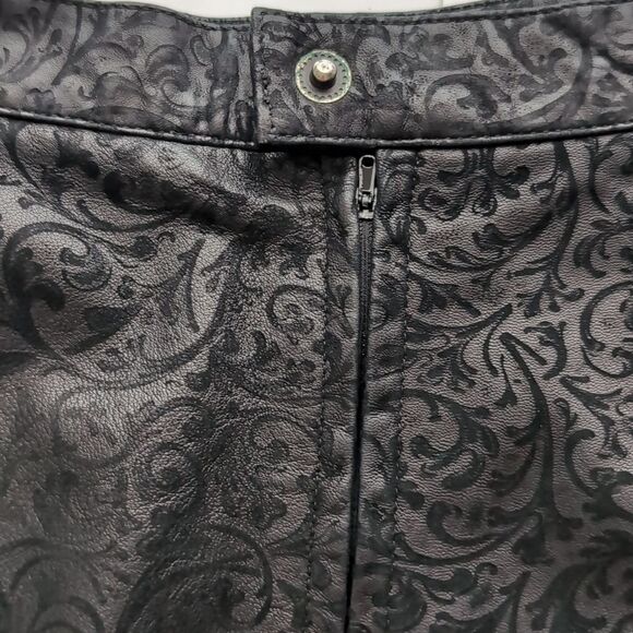 BCBGMaxAzria genuine Leather Black A-Line Mini  Intricate Lace Effect Medium - Picture 7 of 9